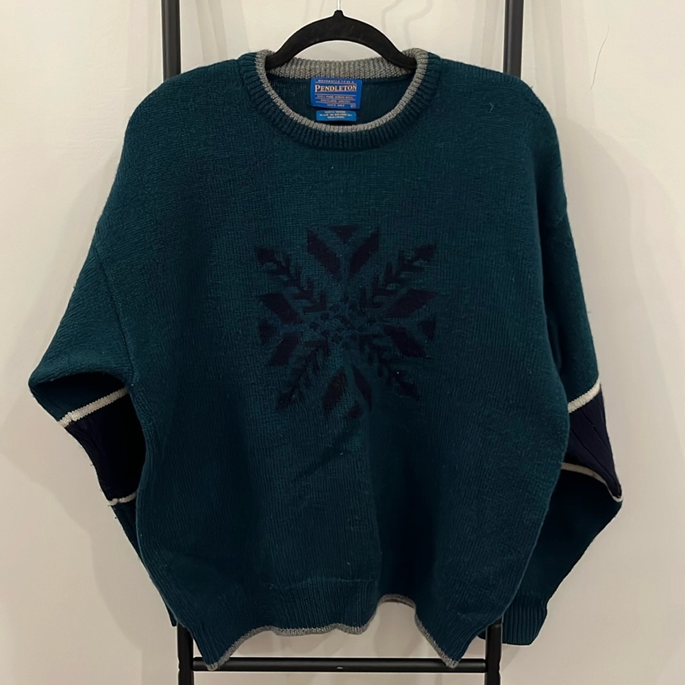 Vintage Pendleton Snowflake Sweater Round Neck Knit Pullover Size XL Y2K
